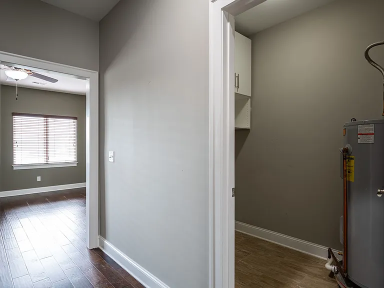 3111 Saint Elmo Ave — Photo 16