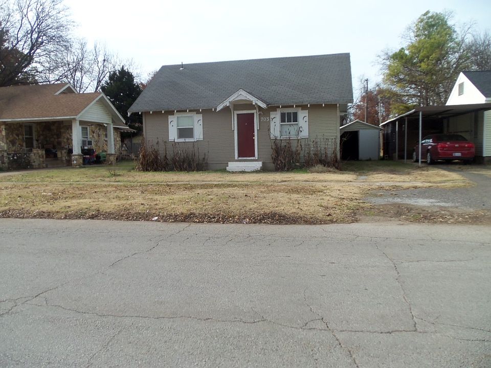1st image of 703 N Chickasaw St
