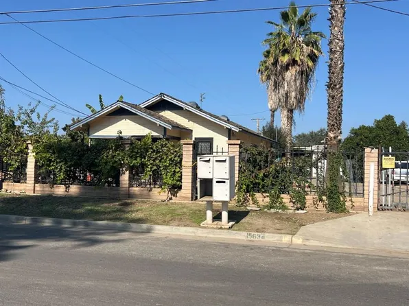 15634 Beechwood Ave, Ivanhoe, CA 93235