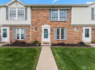 8389 Hawks Nest Ct, Dayton, OH 45458
