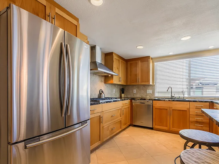 728 Jamaica Ct — Photo 71