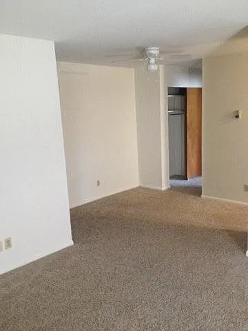 2 bed, 1.5 bath, 850 sqft, $850 — Photo 4