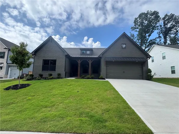 251 Rosewood Park Dr, Hoschton, GA 30548
