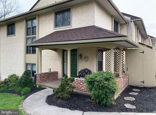 30 Pine Woods Ct, Reading, PA 19607