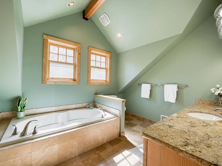 11262 Comstock Dr — Photo 13