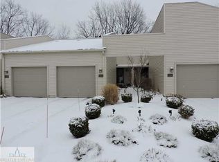 1132 S Ridge Rd, Lansing, MI 48917
