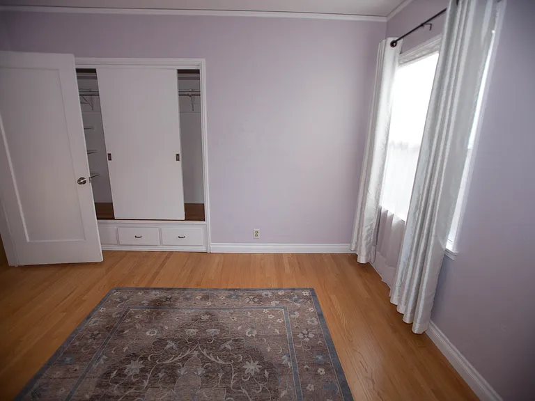 404 E Orange St — Photo 17