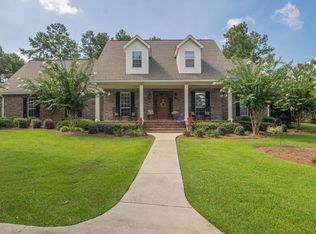 21 Crestwick Cir, Hattiesburg, MS 39402