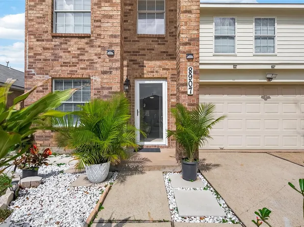 8907 Rainesville Ln, Houston, TX 77075