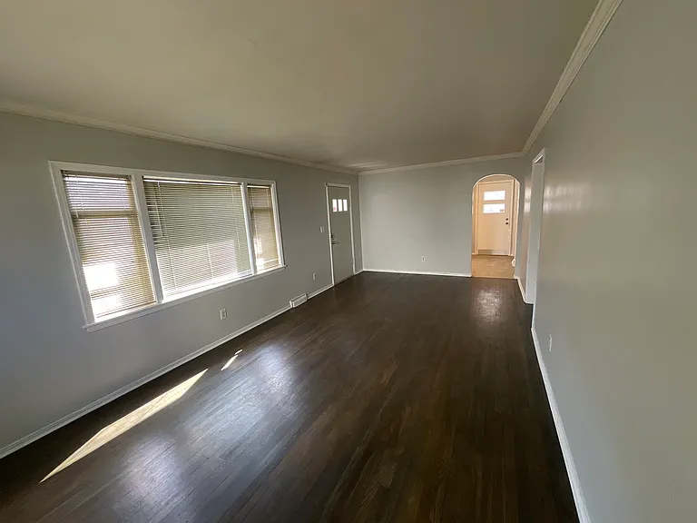 928 Vienna Ave — Photo 11