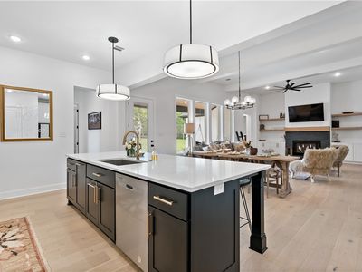 5001 Glory Rd, Bryan, TX, 77808