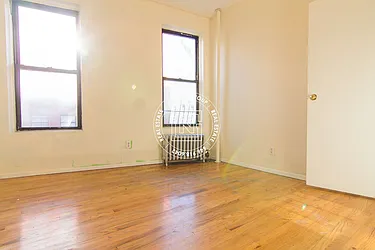 Rented by Nolita Group