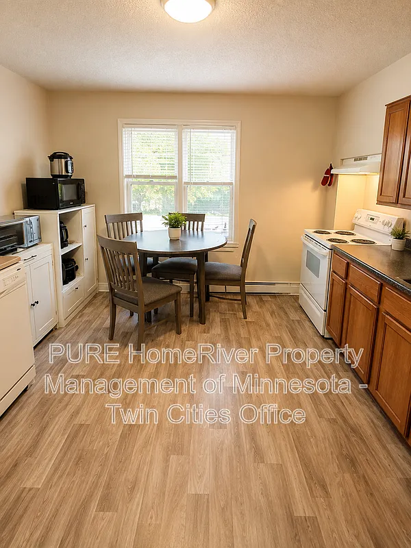 2 bed, 1.0 bath, 875 sqft, $1,025 — Photo 3