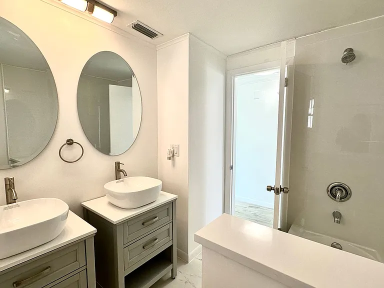 812 Bayview Dr — Photo 23