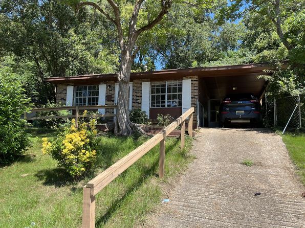 3042 George B Edmondson Dr