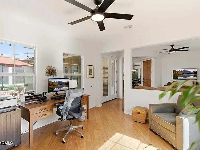 20402 W Shadow St — Photo 12