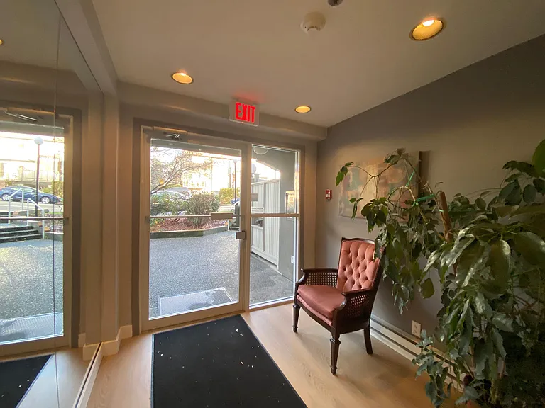 2238 Eton St #310 — Photo 16