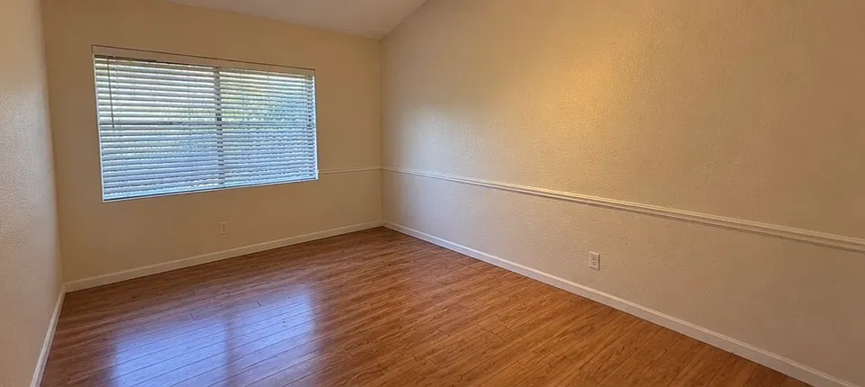 1192 Mitchell Ave #5