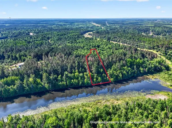 9735 E Acorn Drive, Gordon, WI 54838