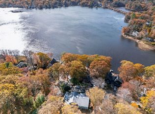 27 Downey St, Hopkinton, MA 01748