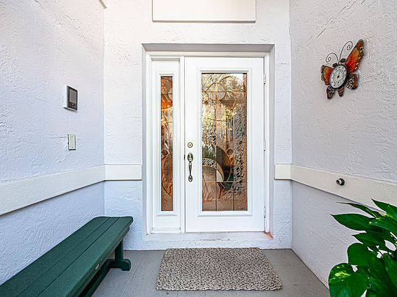 3rd image of 9511 Crescent View Drive N
