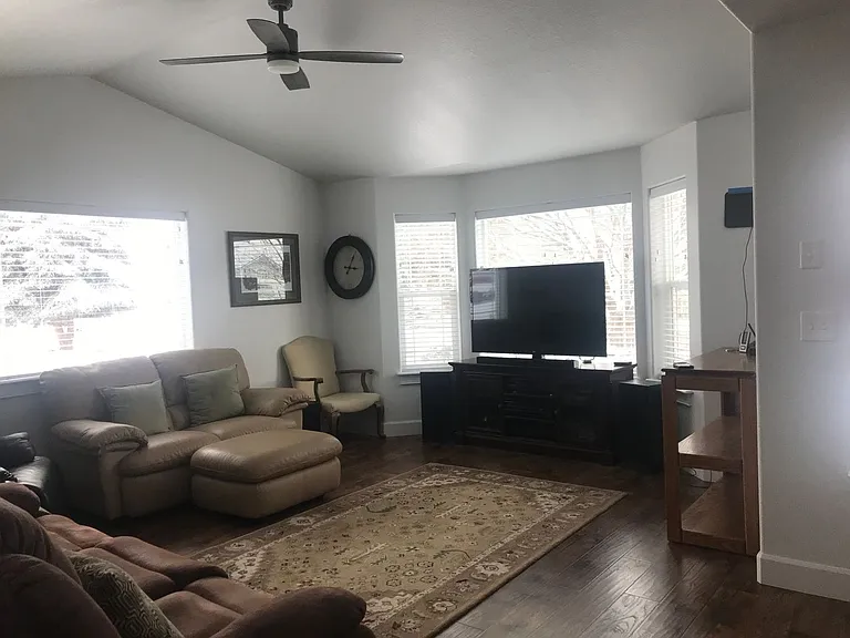 100 Stonegate Dr — Photo 20