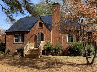 707 Raleigh St, Oxford, NC 27565