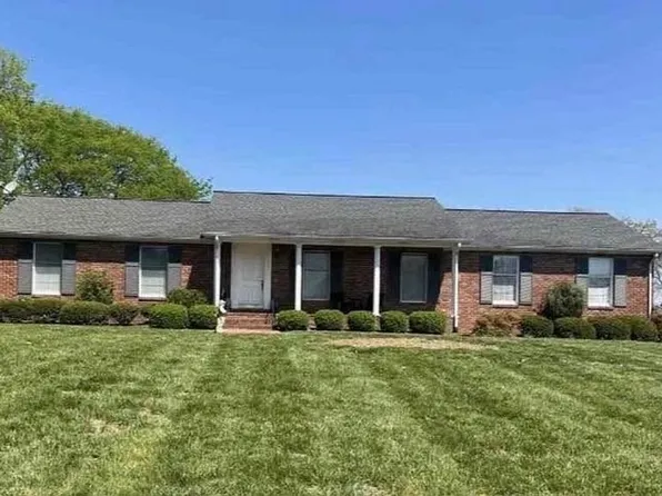 699 Foston Chapel Rd, Hopkinsville, KY 42240