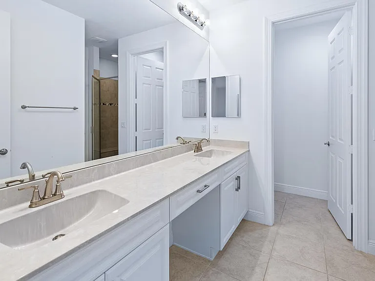 2590 Bella Vista Cir — Photo 12
