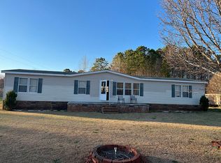2732 Jonesville Rd, Fairmont, NC 28340