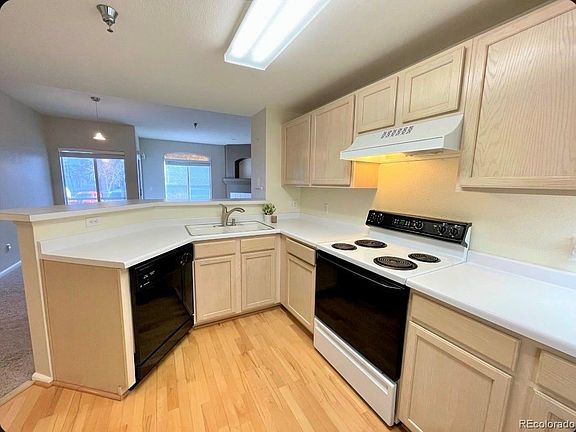 3rd image of 2575 S Syracuse Way APT F102