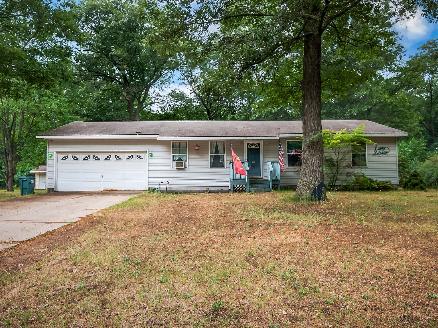 2087 Williamson St, Muskegon, MI 49445 Zillow