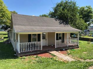 404 Grant St, Galax, VA 24333