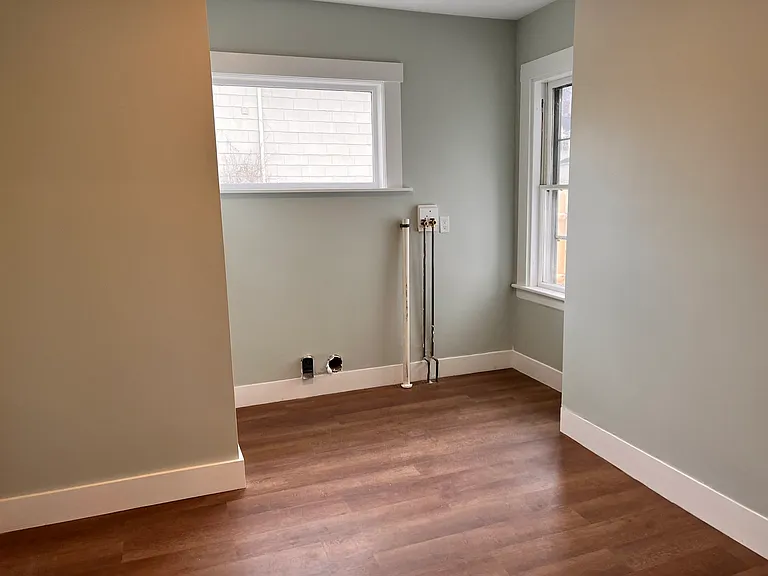 400 Court St #1 — Photo 8