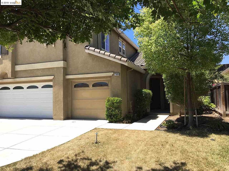2nd image of 2109 Cristina Way