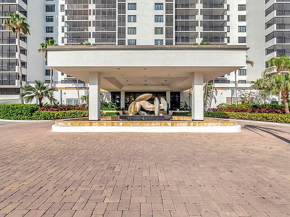 3rd image of 3420 S Ocean Boulevard #PH-T