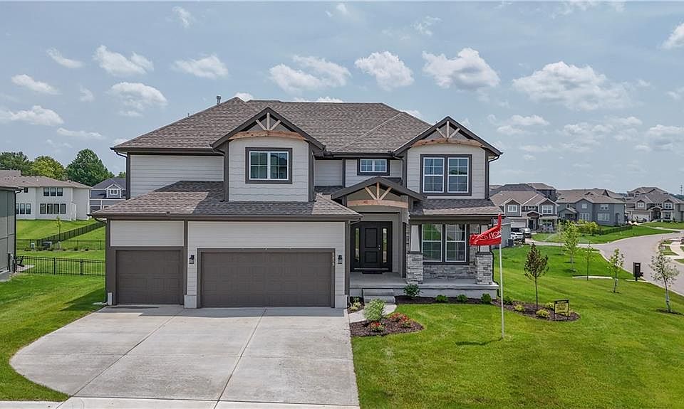 1st image of 5839 McCormick Dr