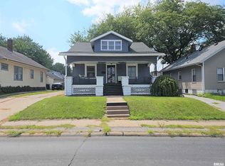 2132 N Division St, Davenport, IA