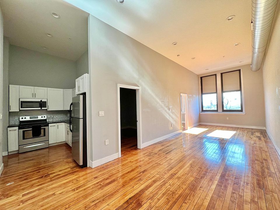1st image of 1505 S 17th St #3I5
