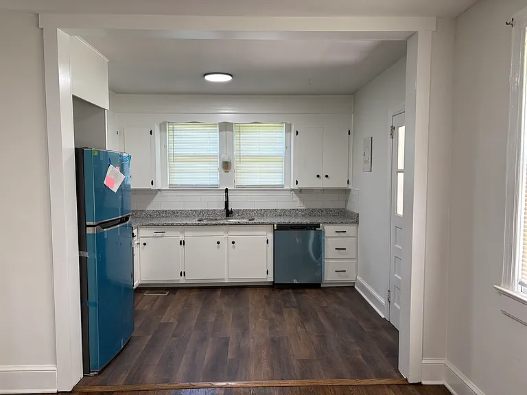 Modern kitchen