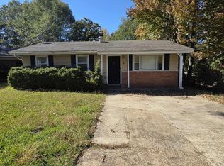 8 W Millaway Dr, White Hall, AR 71602