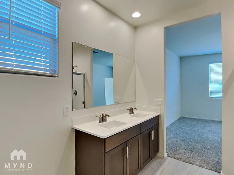 11820 W Rancho Dr — Photo 18