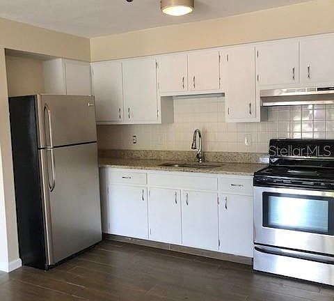4th image of 4350 Tahitian Gardens Cir APT B