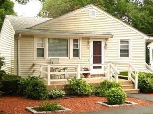 16 Coleman St, Peabody, MA 01960