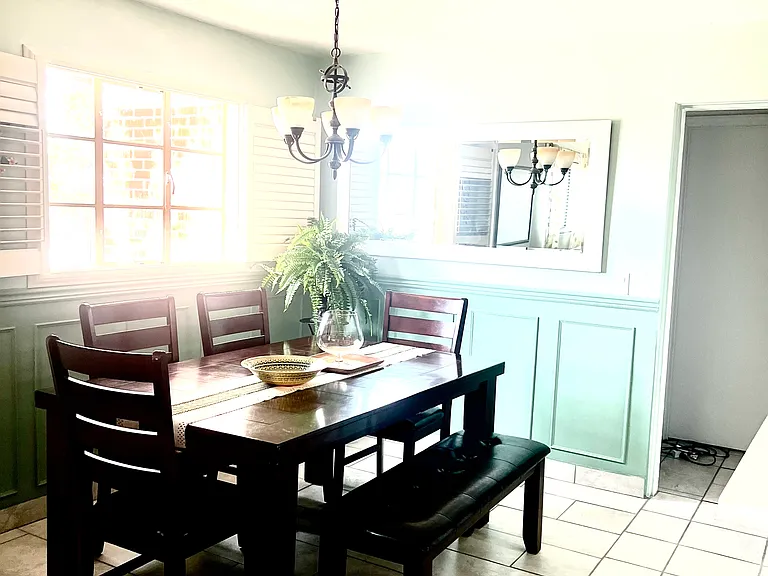 1158 N Santa Rosa Ave — Photo 14