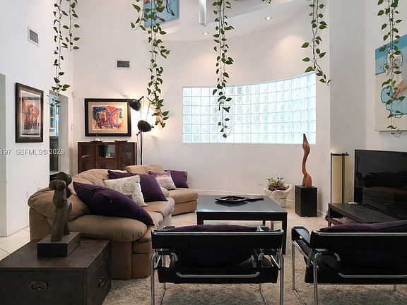 5th image of 3151 Freeman St