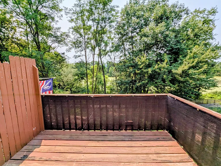 1816 Lakeside Dr — Photo 16