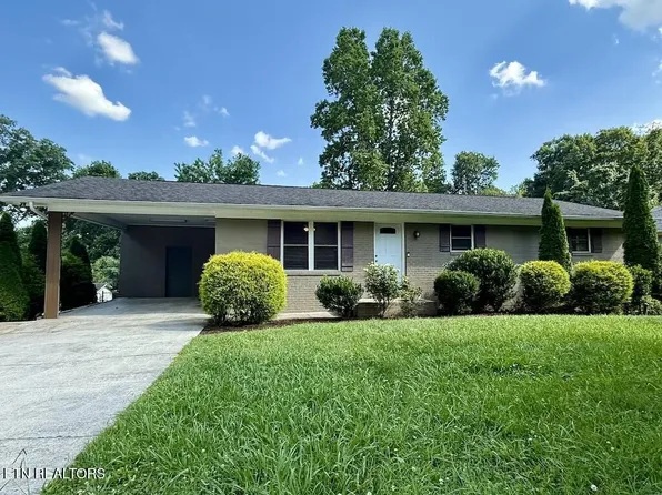 5112 NW Cumberland Wood Dr, Knoxville, TN 37921