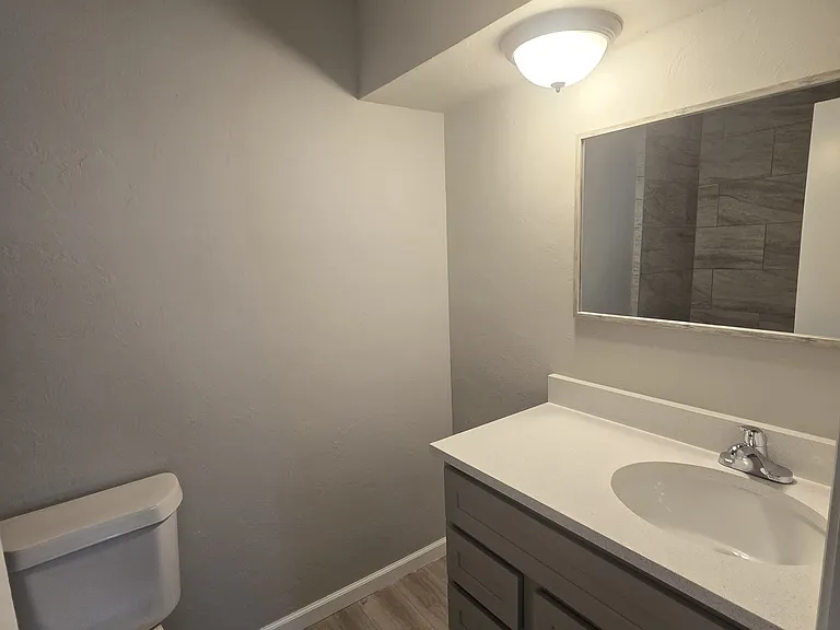 1303 Canterbury Blvd — Photo 15