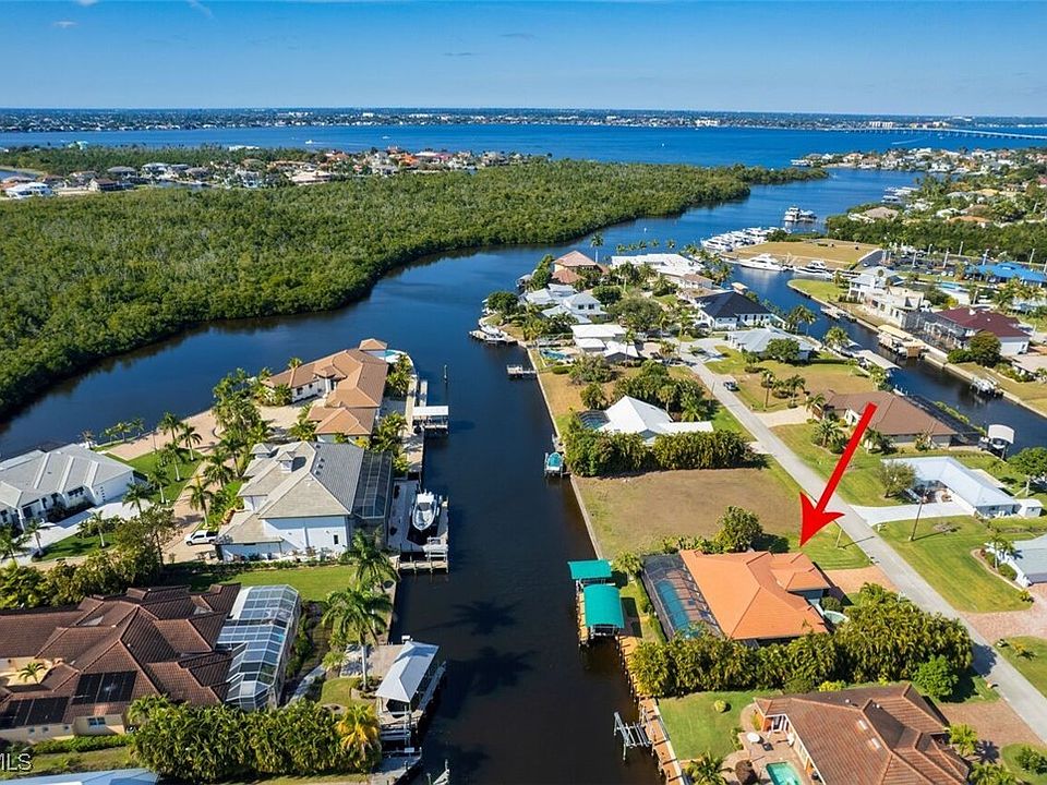 1st image of 130 Montrose Dr